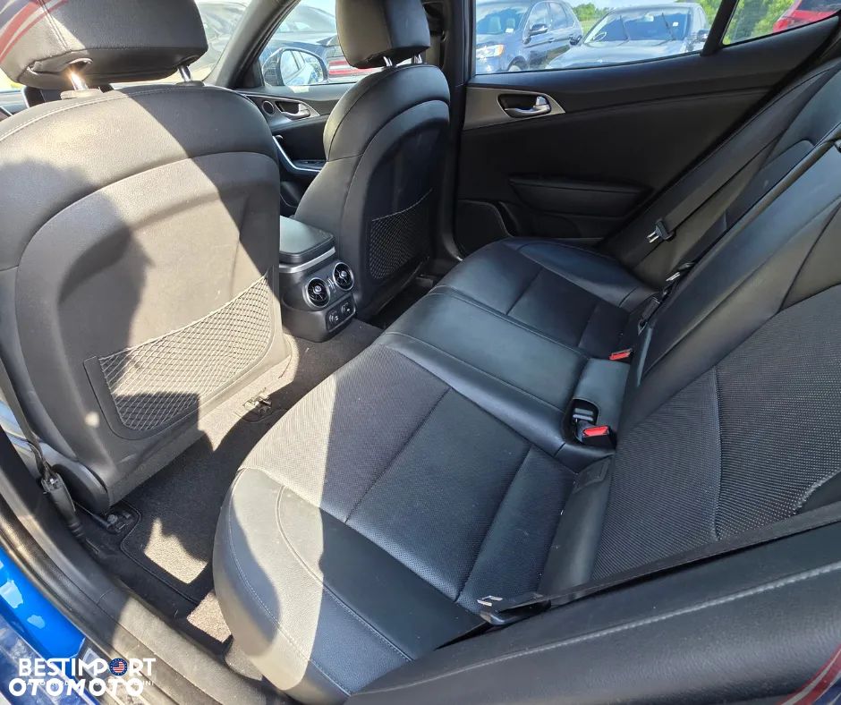 Kia Stinger 3.3 T-GDI AWD GT - 8