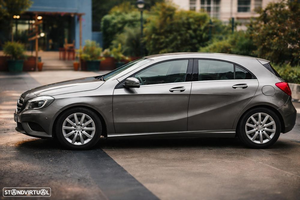 Mercedes-Benz A 180 CDI (BlueEFFICIENCY) Urban - 13