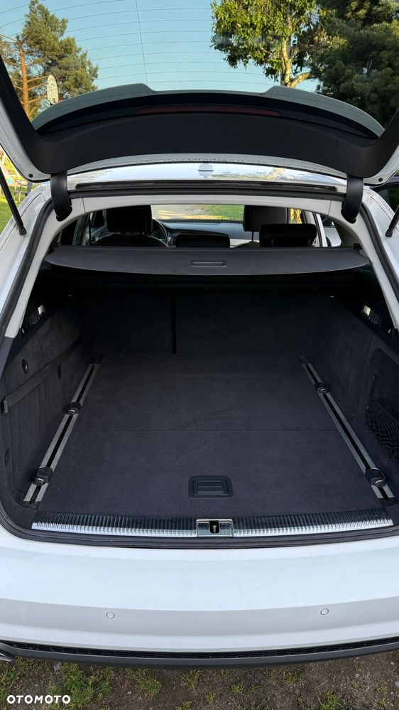 Audi A6 Avant 2.0 TDI quattro S tronic - 26