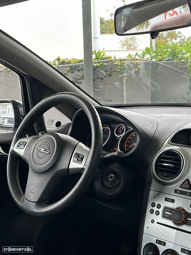 Opel Corsa 1.3 CDTi Enjoy EcoFLEX - 13