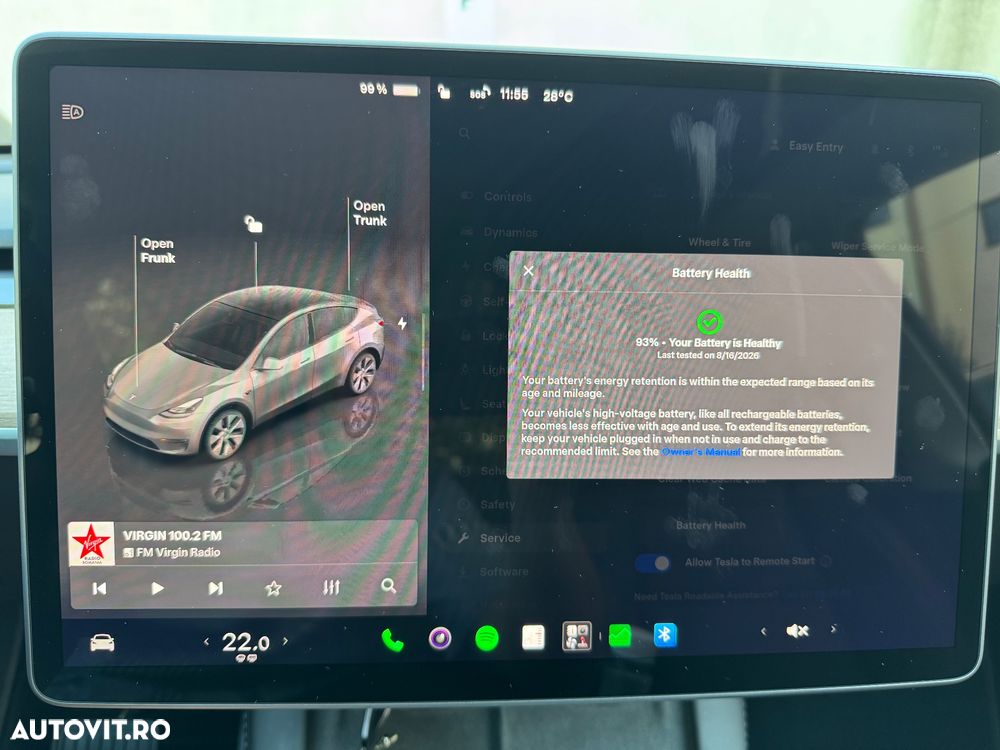 Tesla Model Y - 8