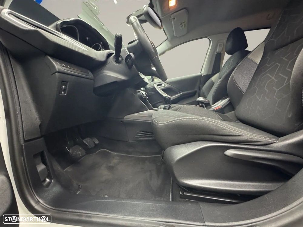 Peugeot 2008 1.6 BlueHDi Active - 10