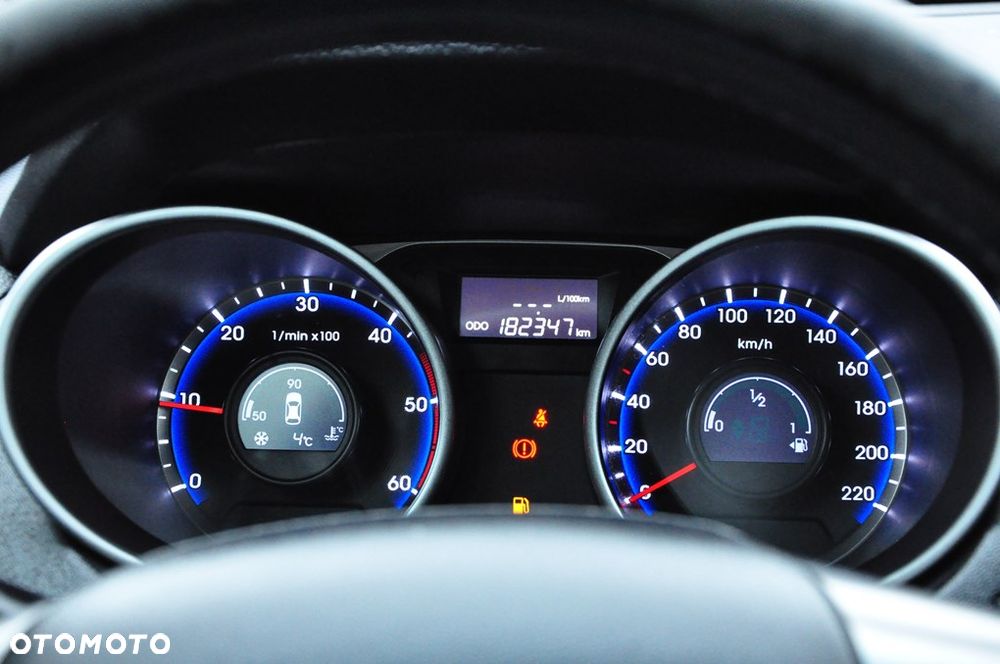 Hyundai ix35 2.0 CRDi 4WD Trend - 24