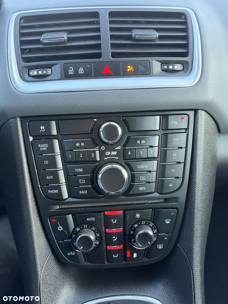 Opel Meriva - 18
