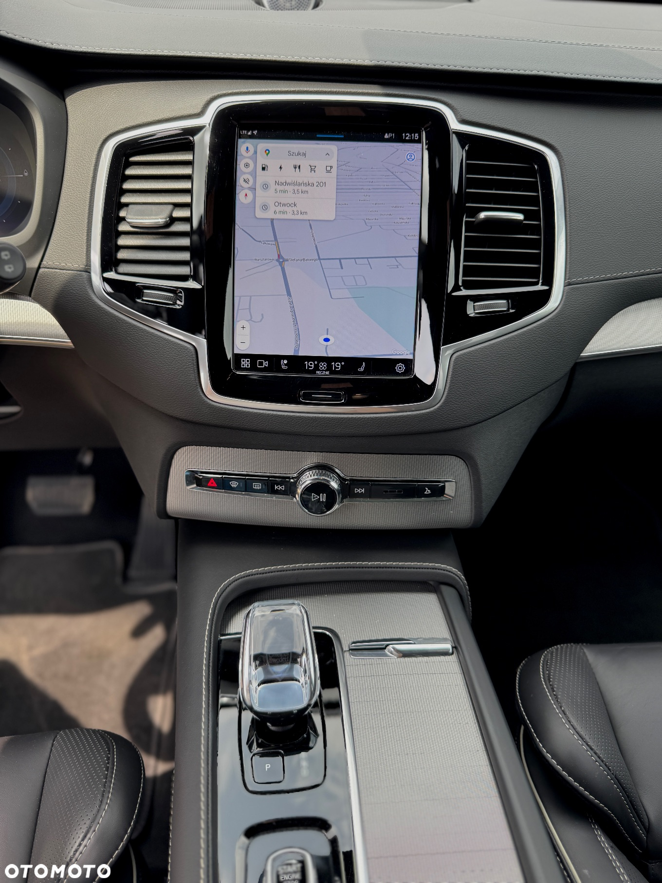 Volvo XC 90 - 16
