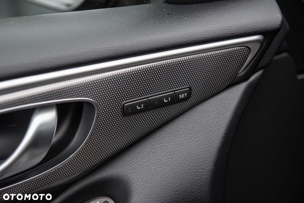 Infiniti Q50 Q50S Hybrid Sport Tech AWD - 16