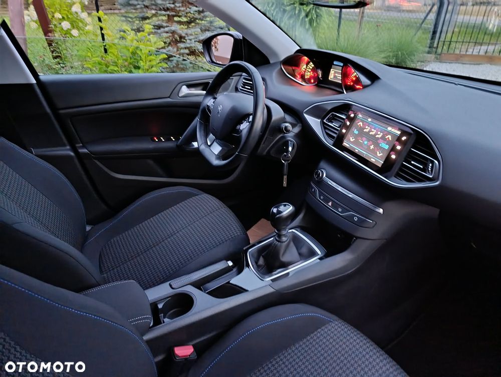 Peugeot 308 PureTech 110 Stop & Start Style - 36