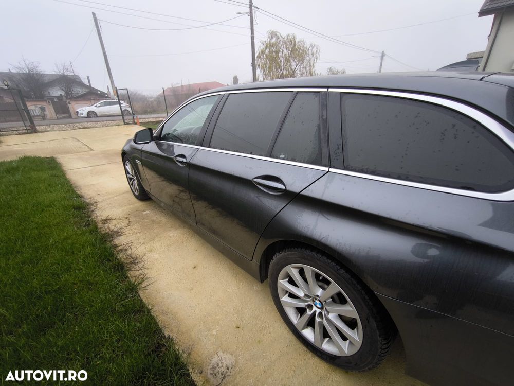 BMW Seria 5 520d AT - 2