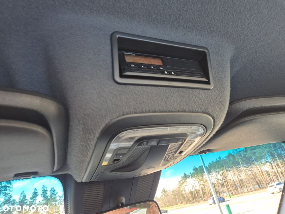 Mercedes-Benz Sprinter - 23