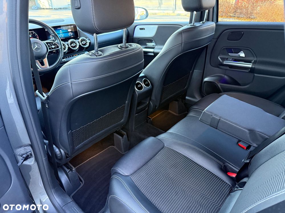 Mercedes-Benz Klasa B 180 7G-DCT - 15