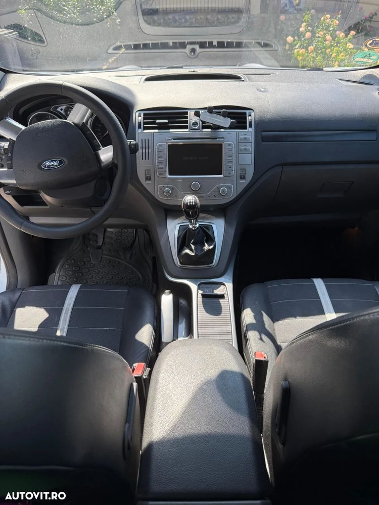 Ford Kuga 2.0 TDCi 4WD Titanium - 5