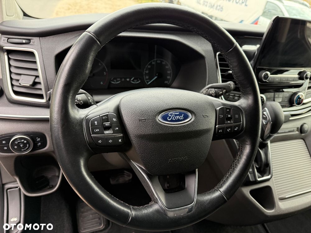 Ford Tourneo Custom 320 L1H1 VA Autm Titanium - 13