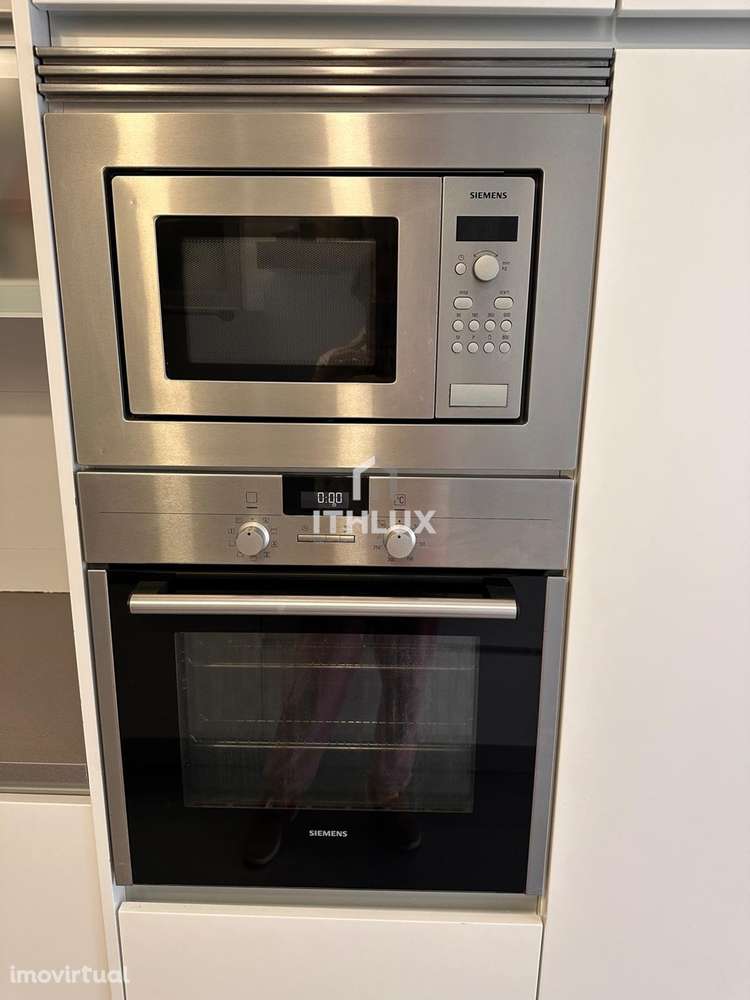 Moradia em Banda T4 com Acabamentos de Luxo em Vila Meã – Conforto, Es - Grande imagem: 5/25