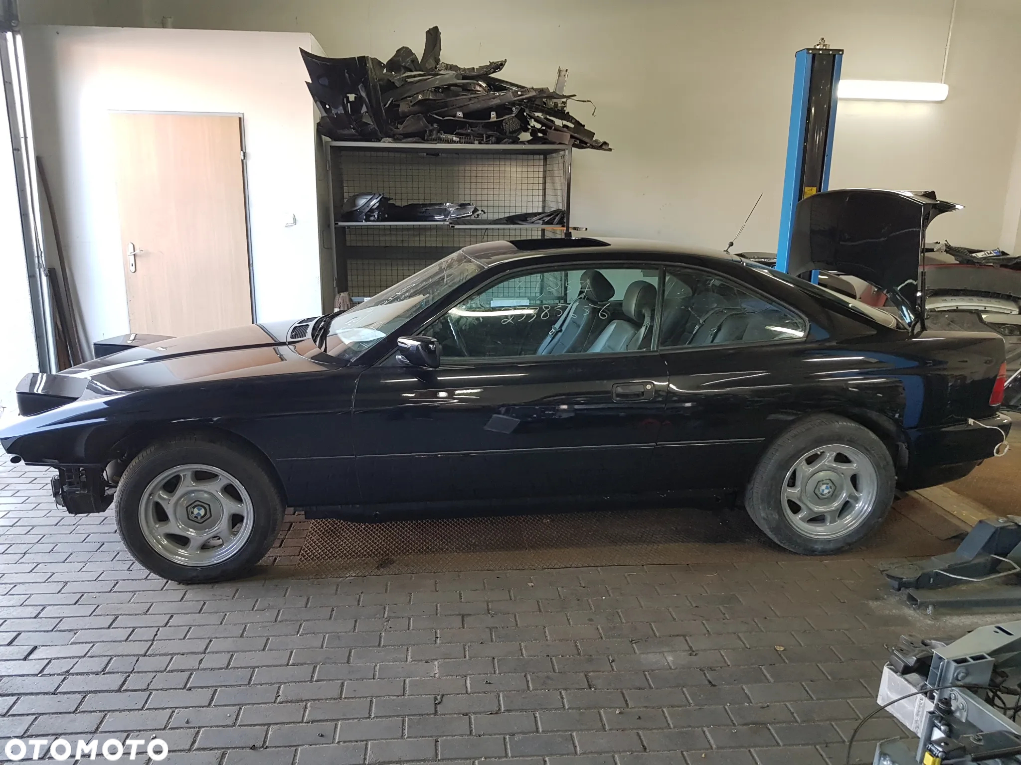 BMW Seria 8 - 9