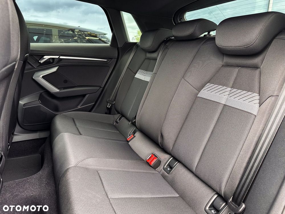 Audi A3 Sportback - 36