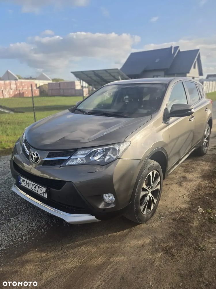 Toyota RAV4 - 1