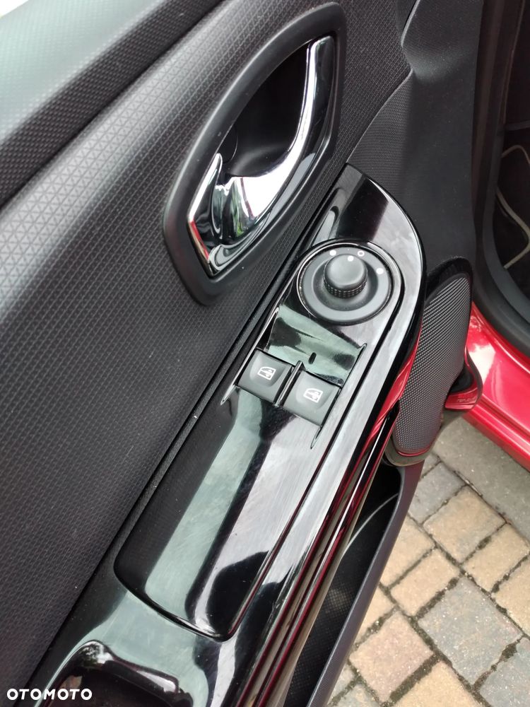 Renault Clio - 15