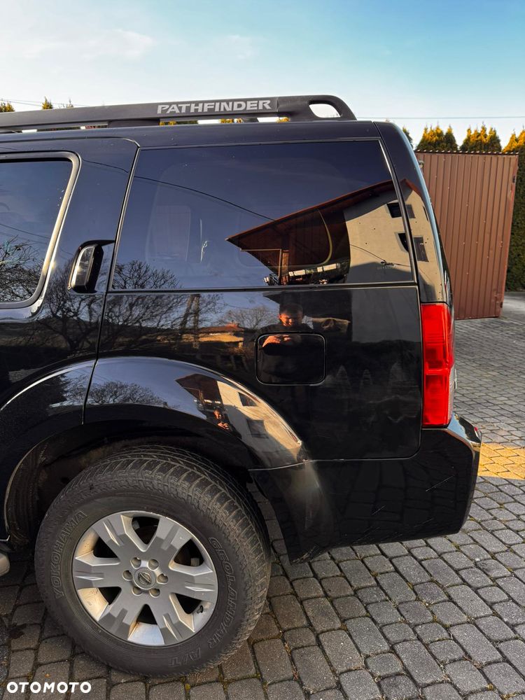 Nissan Pathfinder 2.5 dCi Premium - 30