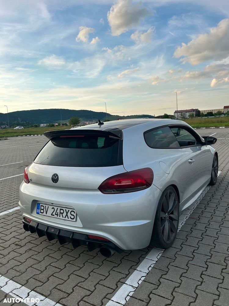 Volkswagen Scirocco R 2.0 TSI DSG - 4