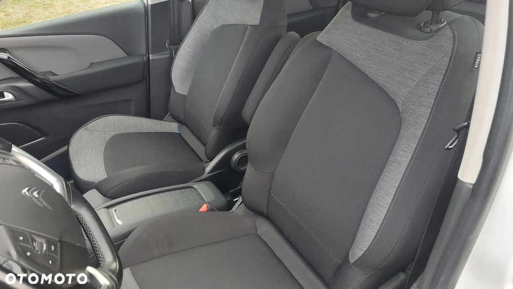 Citroën C4 Grand Picasso 1.6 BlueHDi Shine S&S EAT6 - 19