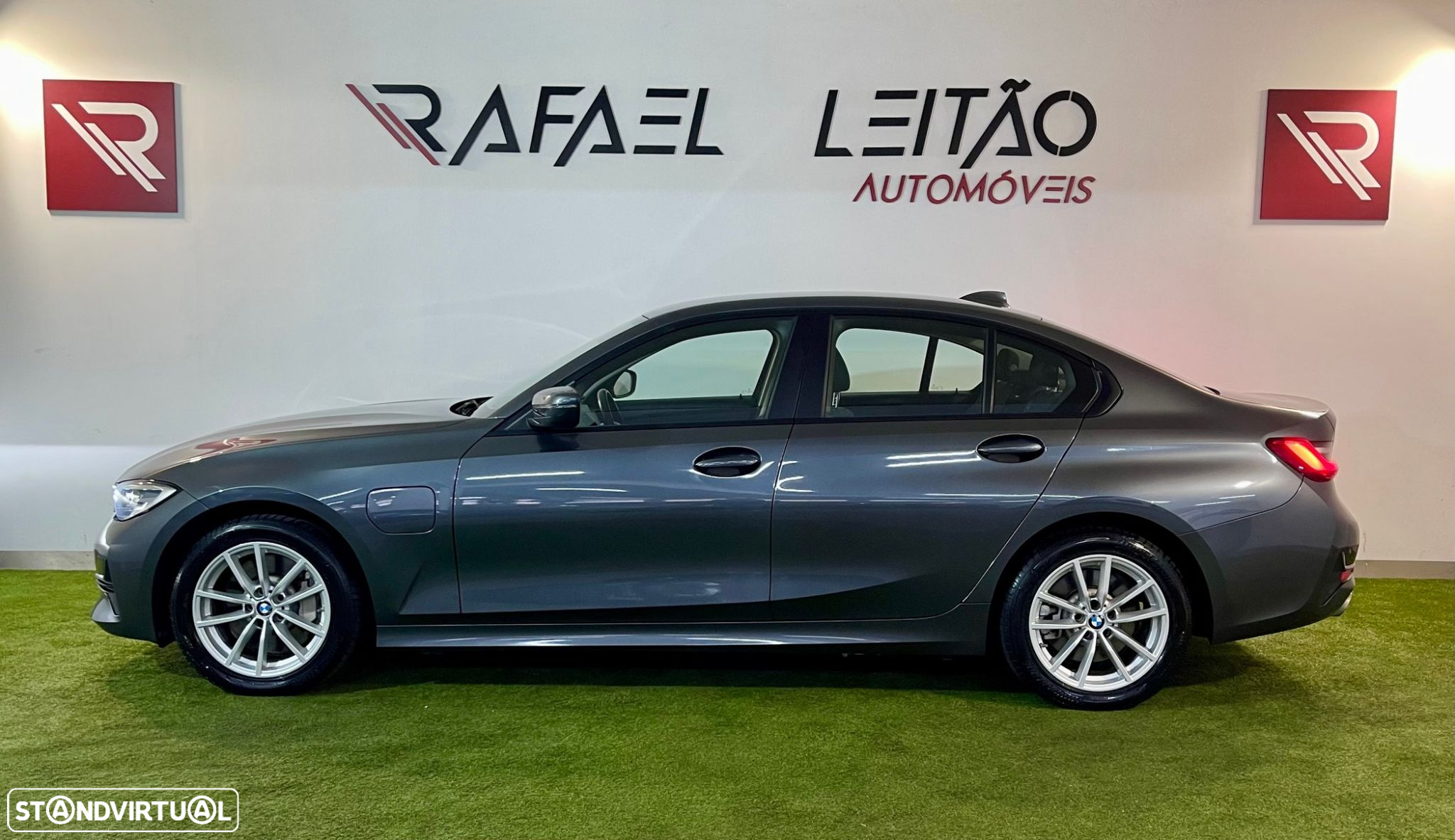 BMW 330 e Auto - 9