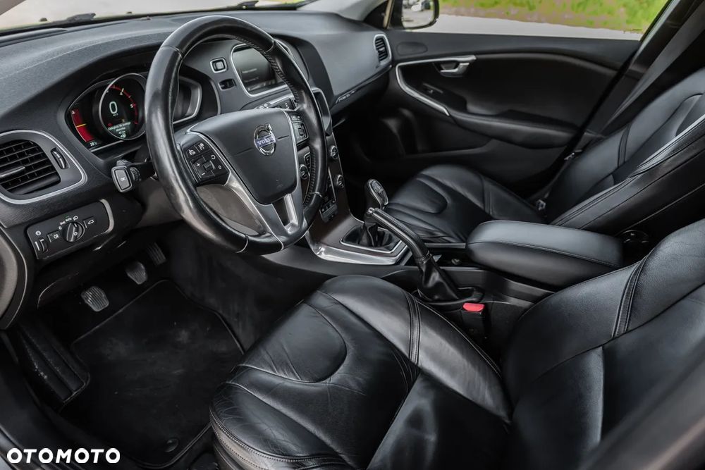 Volvo V40 Cross Country D4 Summum - 15