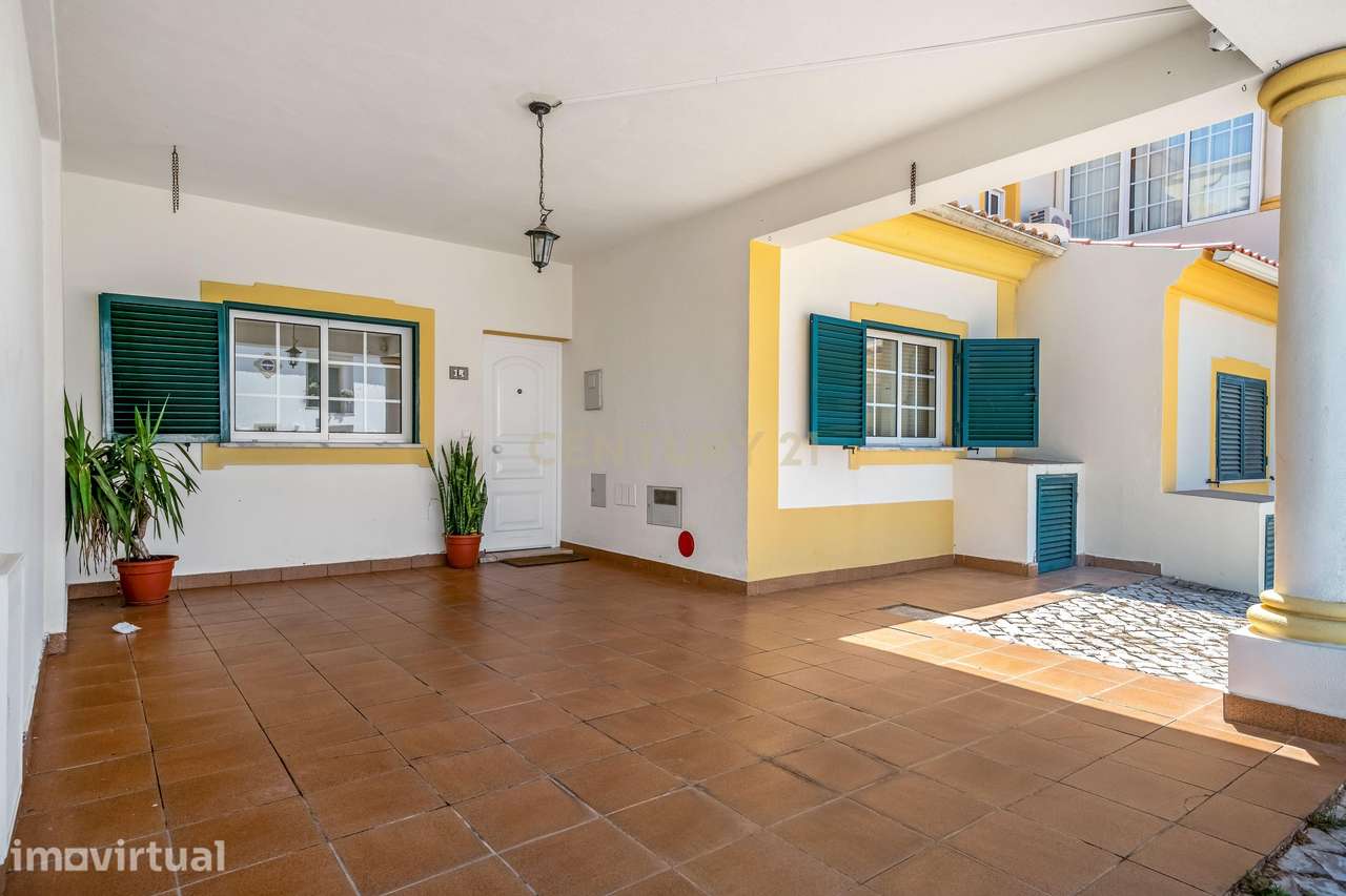 Moradia com 3 quartos e jardim nas Ferreiras, Albufeira - Grande imagem: 2/30