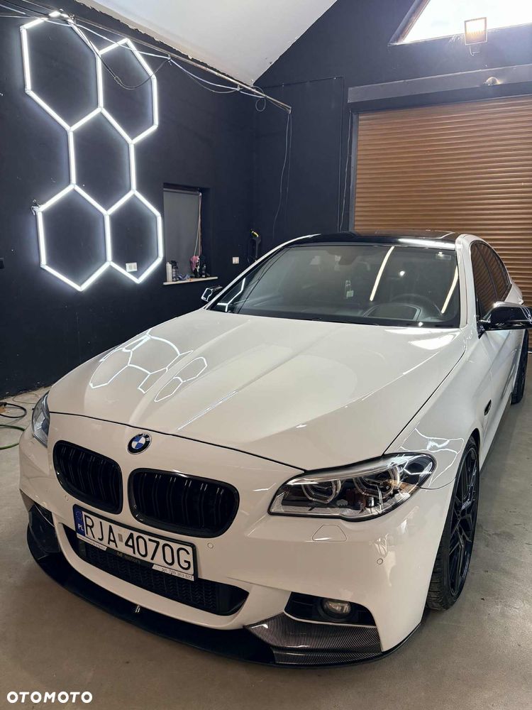 BMW Seria 5 535i xDrive - 7