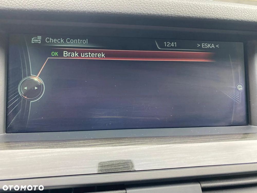 BMW Seria 5 535i Luxury Line - 29