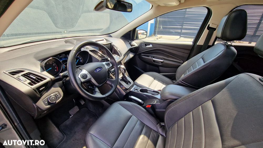 Ford Kuga 1.6 EcoBoost 4x4 Aut. Titanium - 6