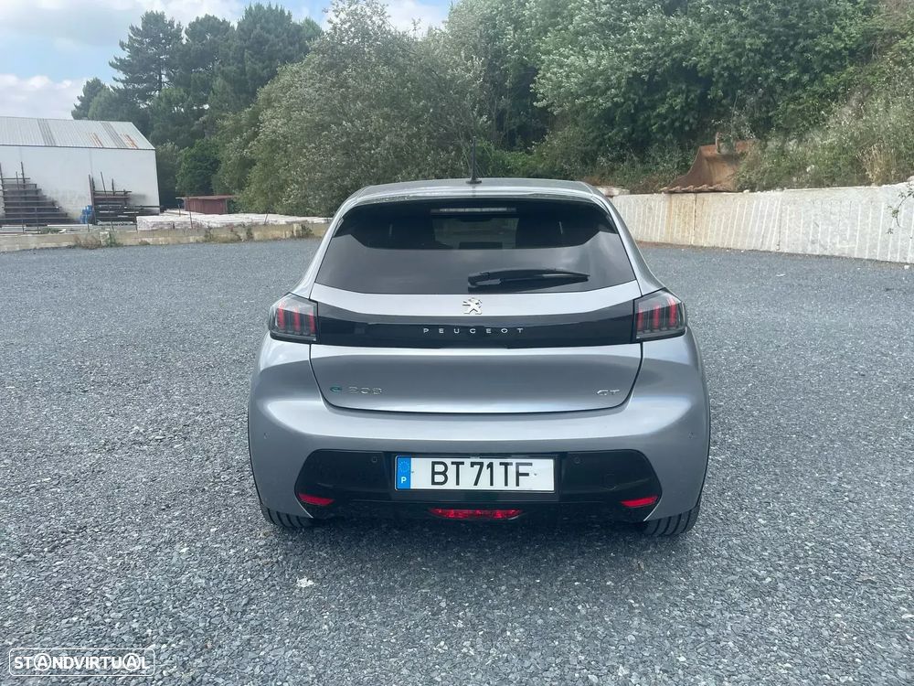 Peugeot e-208 GT - 5