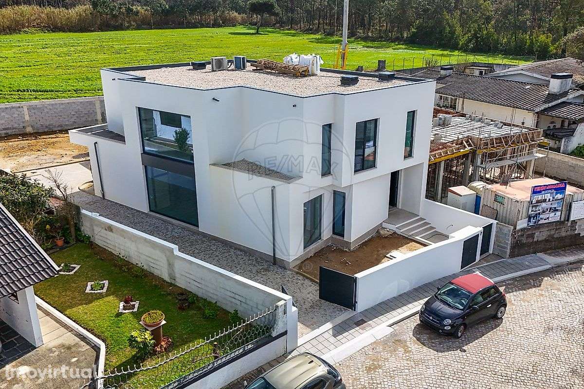 Moradia T4 para venda - Grande imagem: 3/21