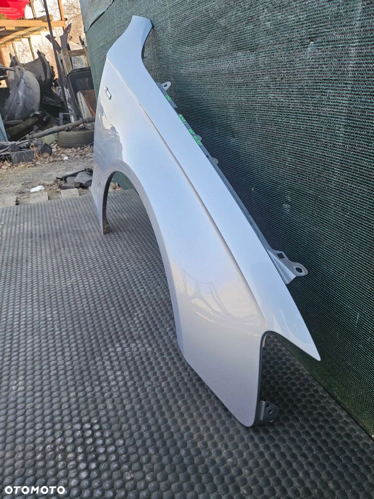 Blotniki Prawy Nadkole Przod Przedni Szary Audi A4 B8 Sedan Kombi Przed Lift Oryginalny lakier - 9