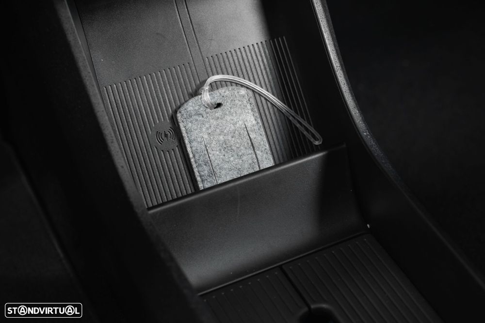 Volvo EX30 69 kWh Twin Motor Plus - 31