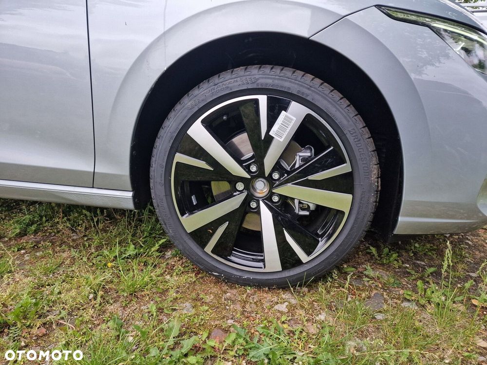 Volkswagen Golf - 4