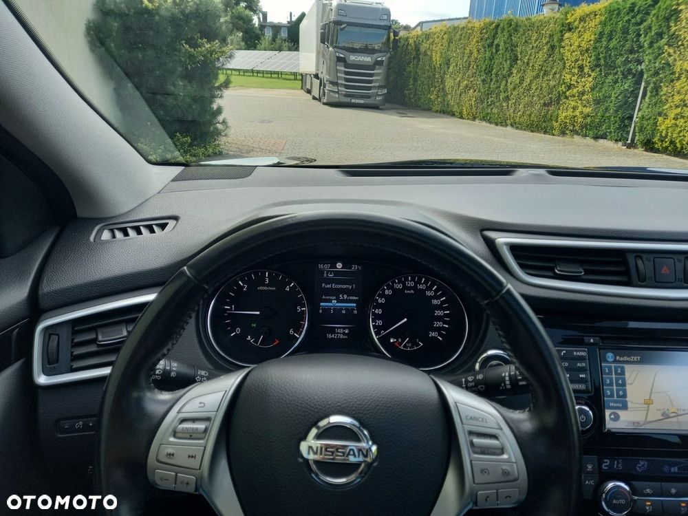 Nissan Qashqai 1.6 dCi DPF tekna - 29