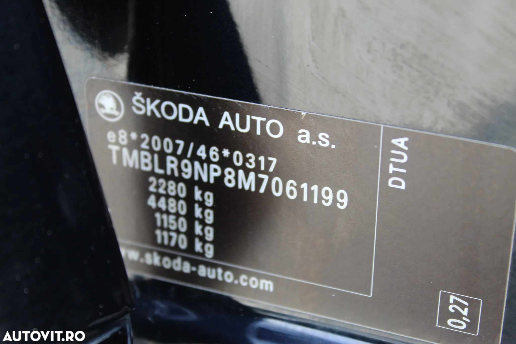 Skoda Superb 2.0 TDI 4X4 DSG Sportline - 40