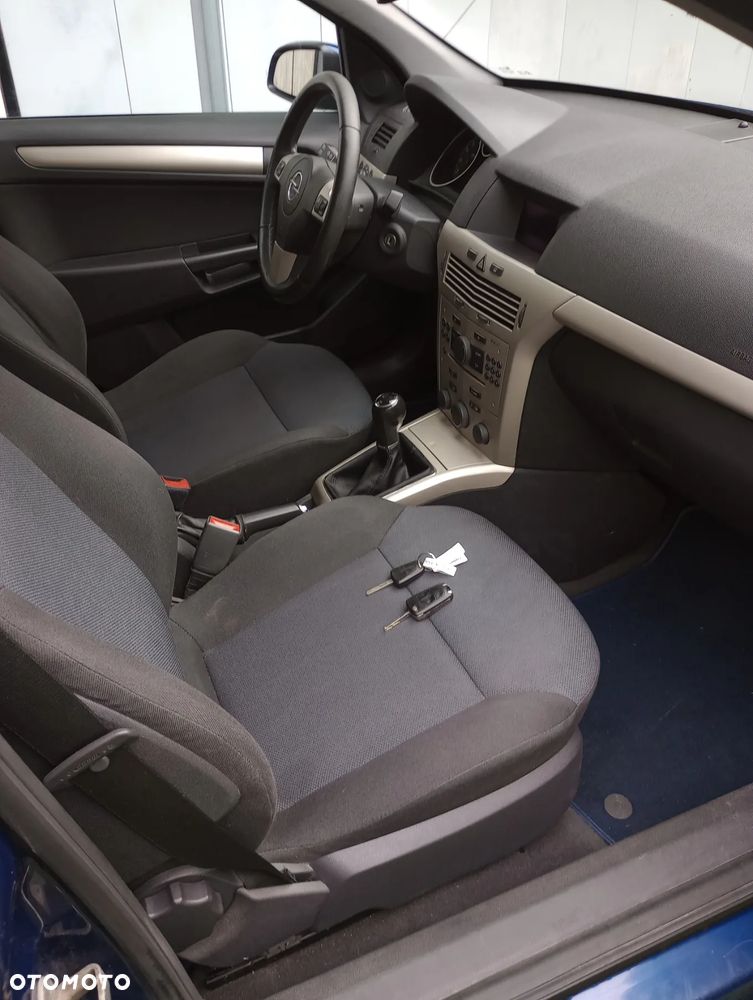 Opel Astra III 1.6 Enjoy - 14