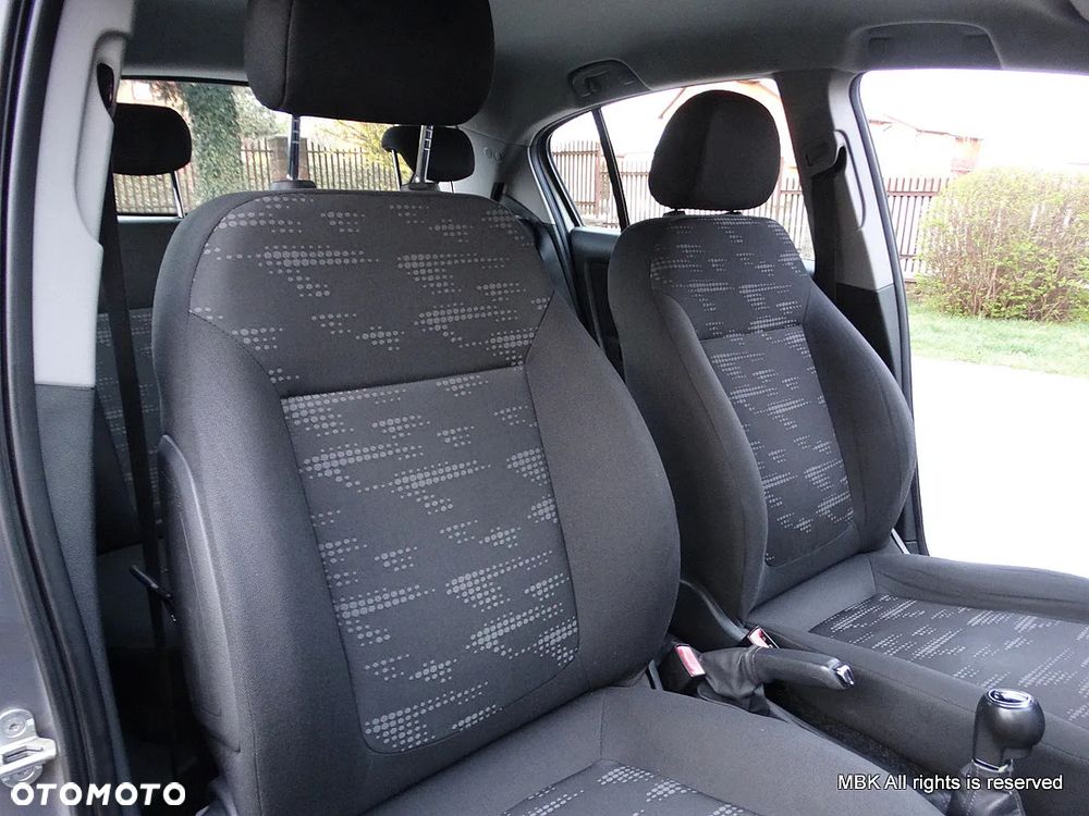 Opel Corsa 1.4 16V Cosmo - 28