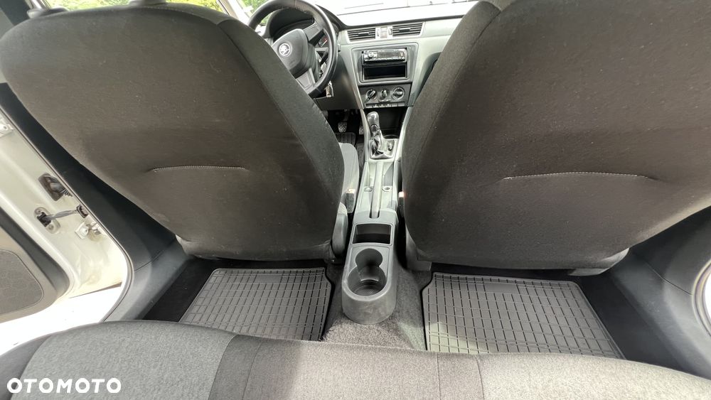 Skoda RAPID 1.2 Active - 17