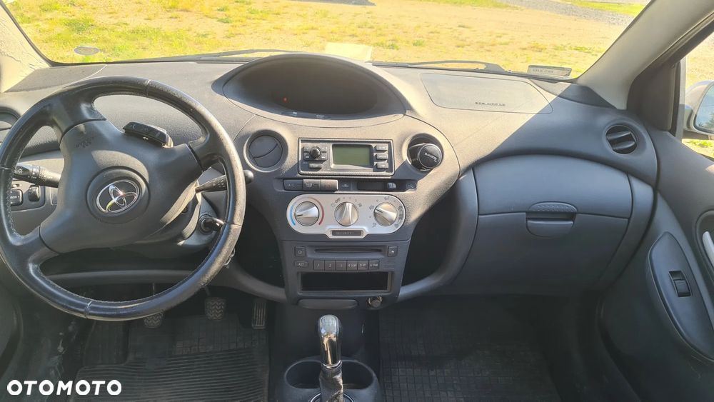 Toyota Yaris 1.4 D-4D - 3
