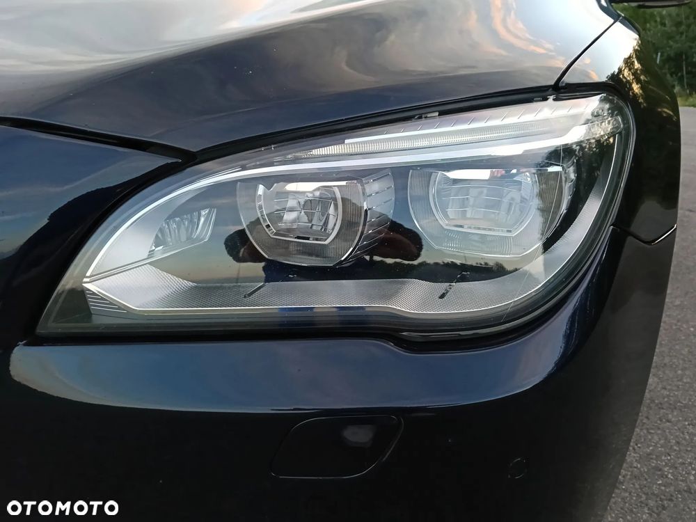 BMW Seria 7 - 20
