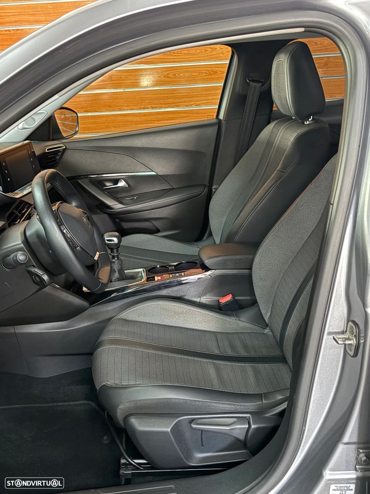 Peugeot 2008 1.2 PureTech Allure Pack - 10