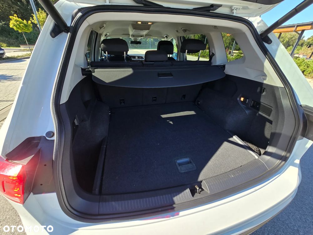 Volkswagen Tiguan Allspace 2.0 TDI SCR 4Motion DSG Highline - 18