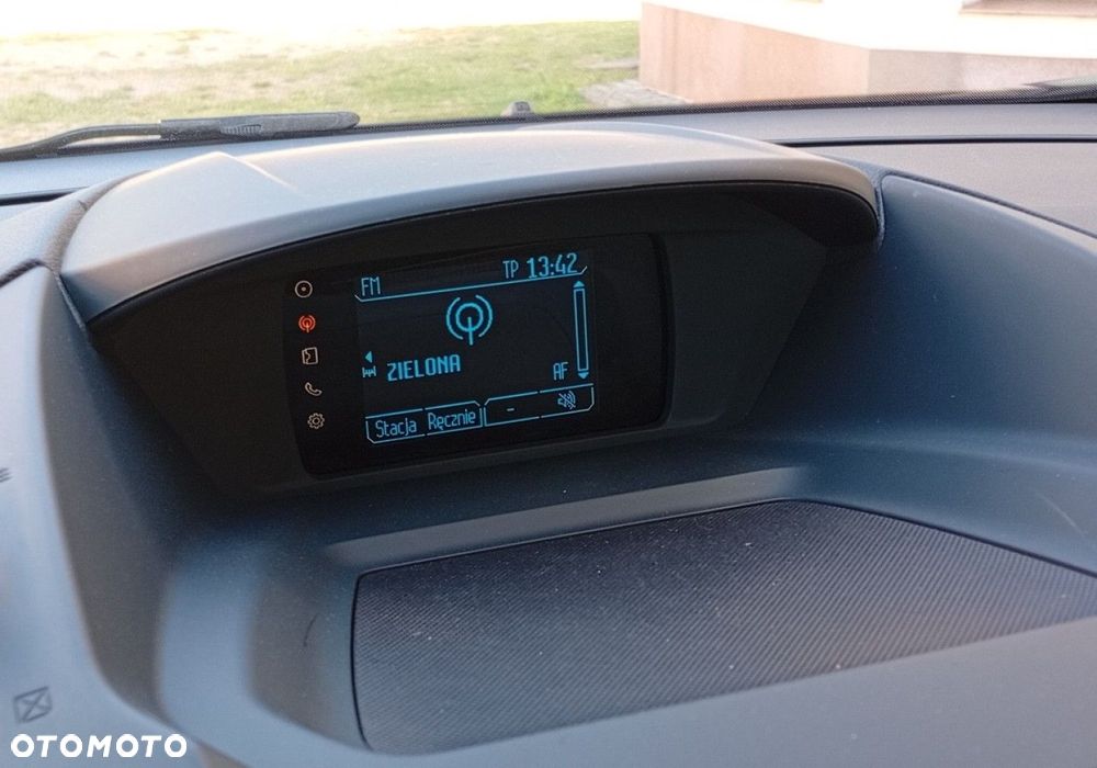 Ford Grand C-MAX - 30