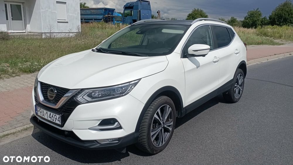 Nissan Qashqai 1.3 DIG-T N-Connecta - 2
