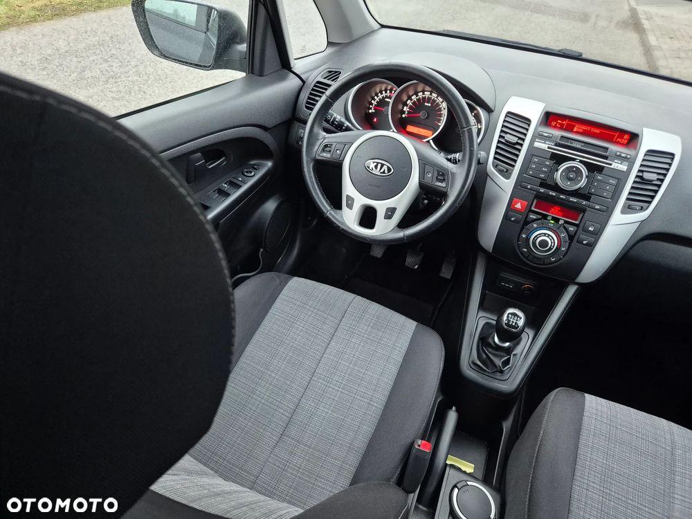 Kia Venga 1.4 CVVT Black Collection - 14