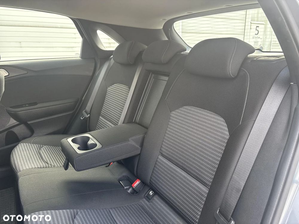 Kia Ceed 1.5 T-GDI M - 16