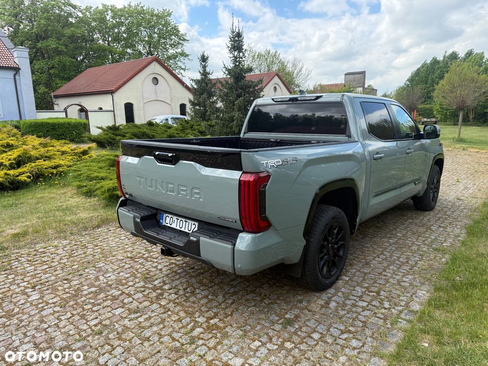 Toyota Tundra - 4