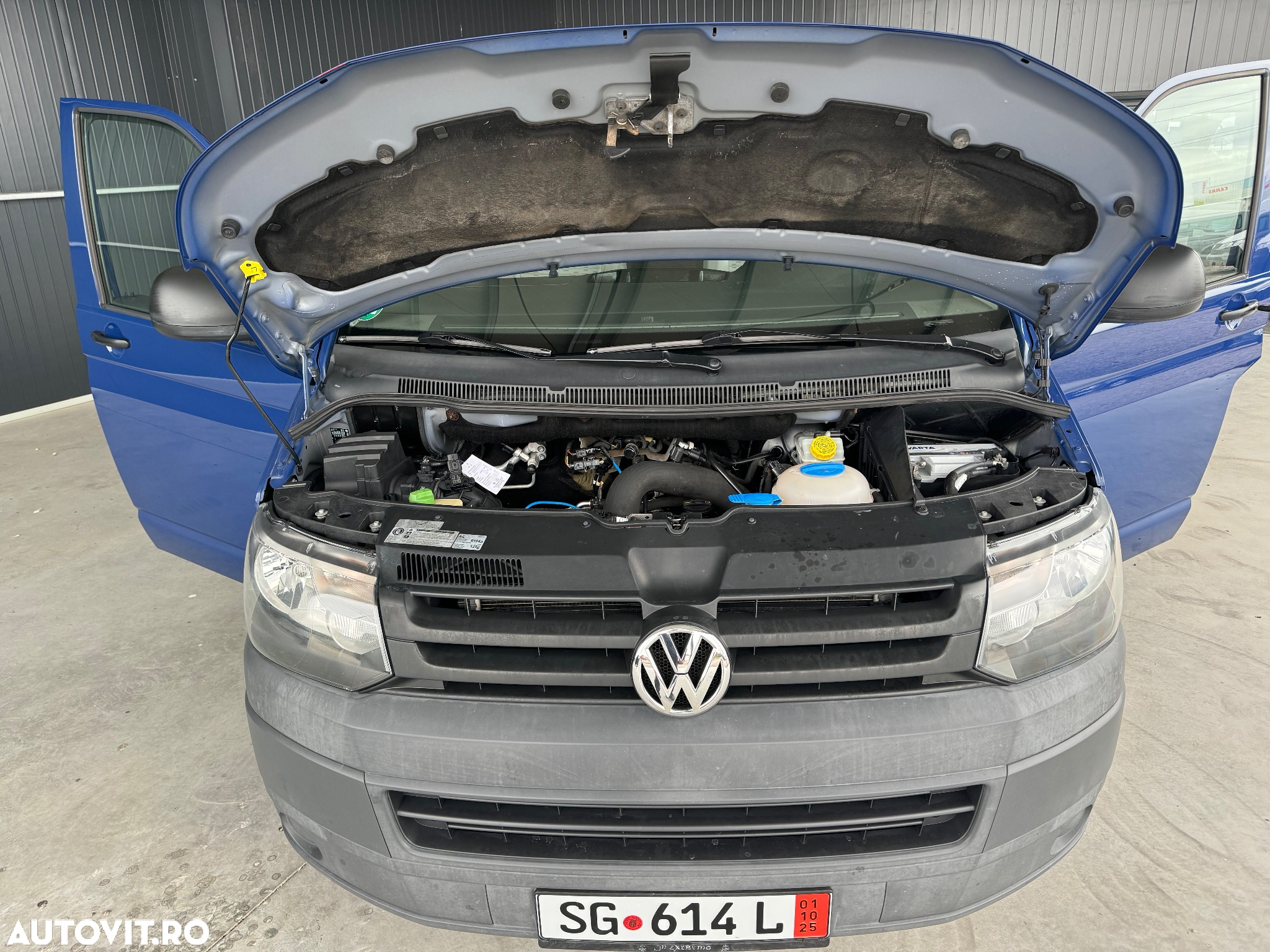 Volkswagen Transporter - 23
